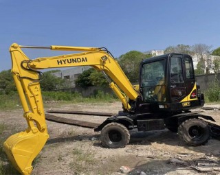 Hyundai 60w-7 Wheel excavator